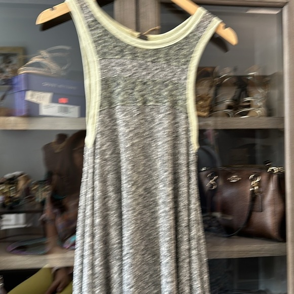 - We the Free Free People Bumble Bees Knees Asymmetric Tunic Top Size Small - Picture 4 of 8